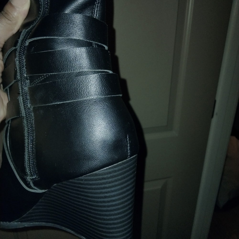 Boots / - Picture 6 of 9